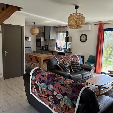 Gite Milin A Sizun Hebergement Confortable Pour 7 Pers Exterior foto